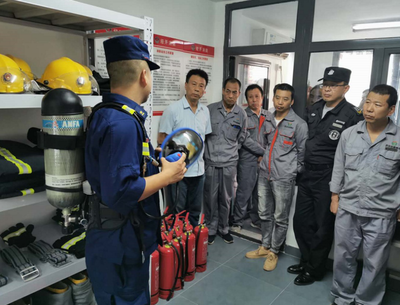 西安经开一中开展后勤保障人员消防安全知识与技能培训